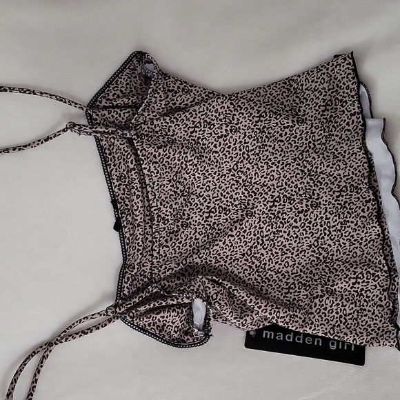 Madden Girl Leopard Print Women's Top - Picture 3 of 5